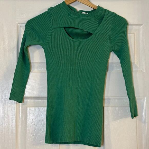 Carmen Marc Valvo Keyhole Ribbed Knit Top | Spearmint Green | XS | NWT - Picture 1 of 3